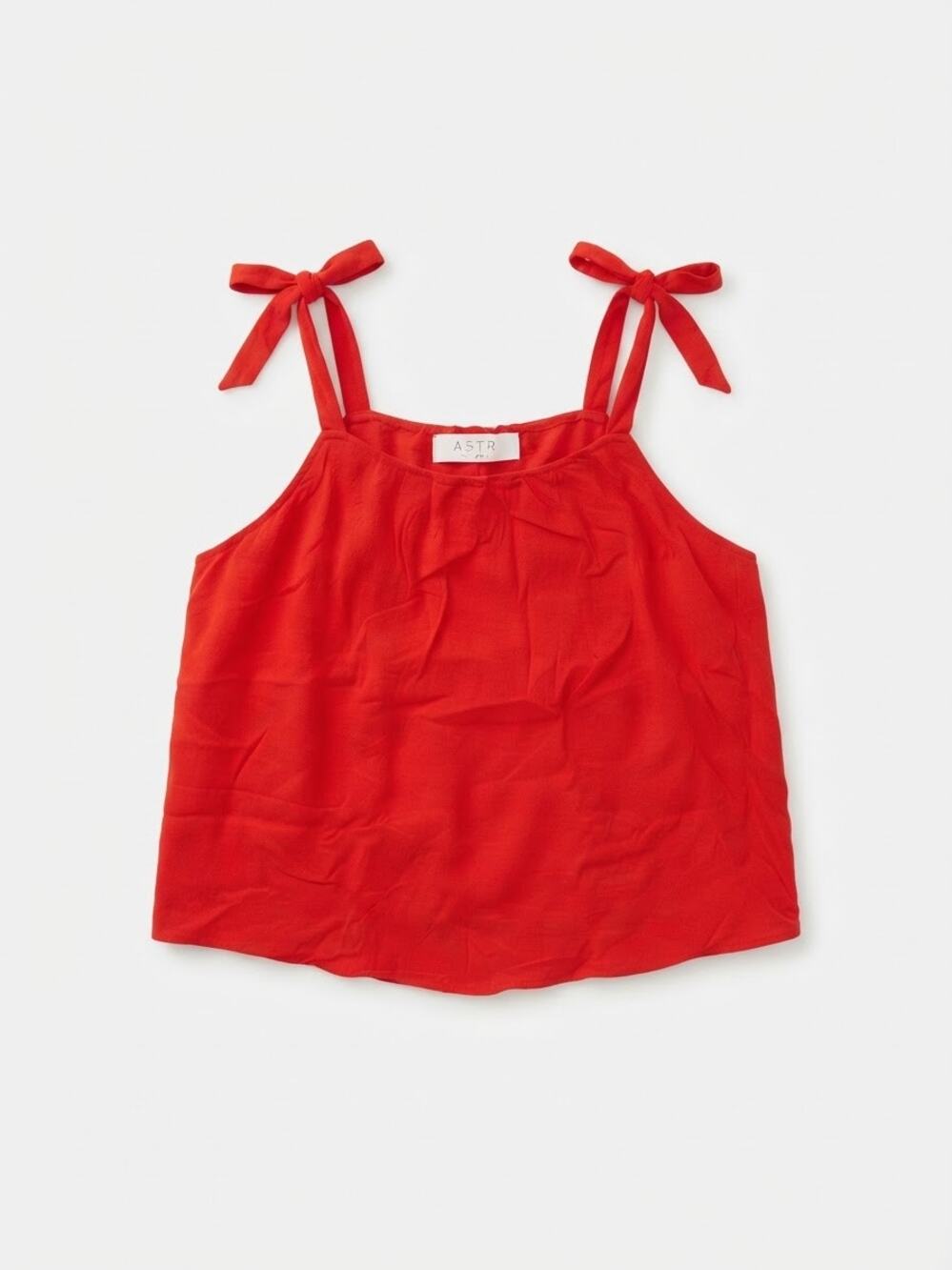 ASTR the Label Red Tie Strap Camisole Top Blouse 100% Rayon Size Medium Vacation